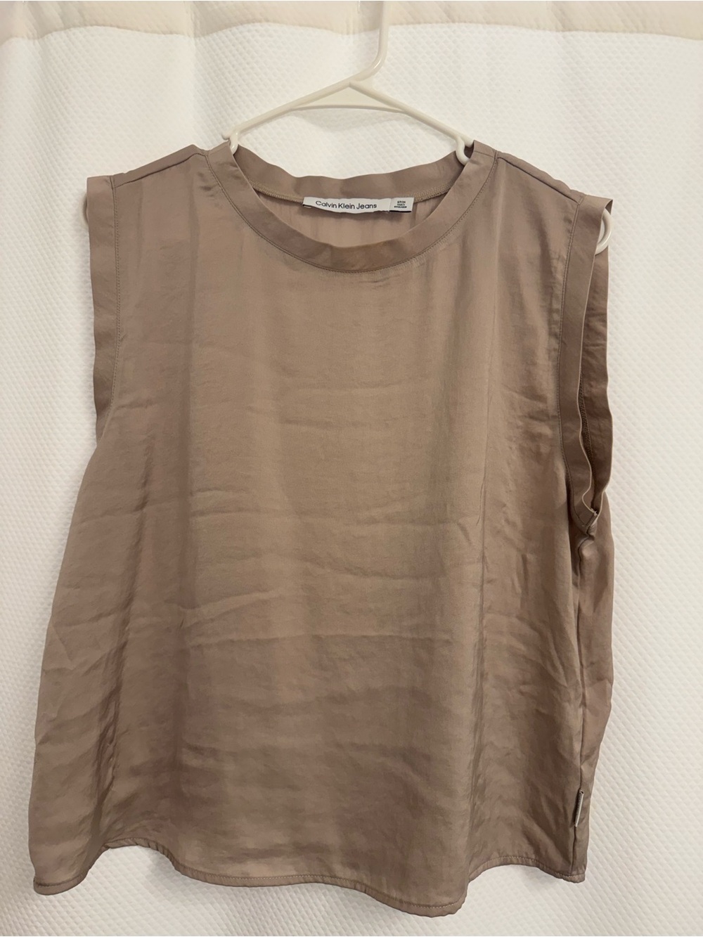Calvin Klein Jeans Sleeveless Satin Tank in Taupe